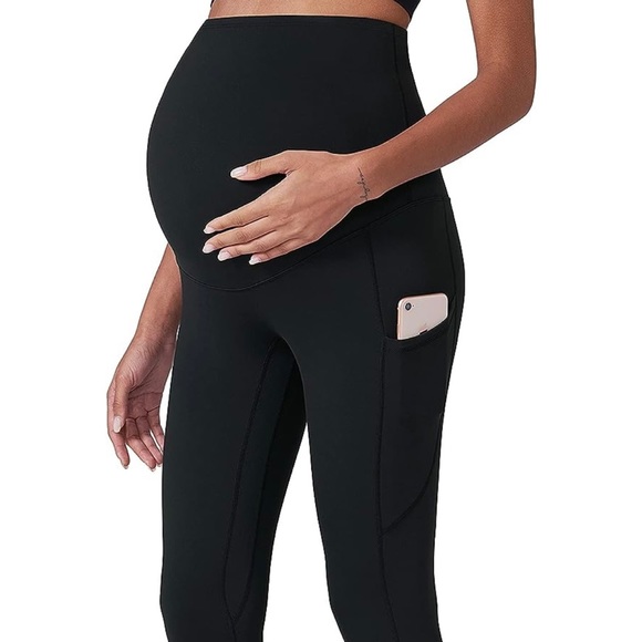 Maternity Workout Pants LOT - 3 pairs! Biker shorts and leggings. - Picture 8 of 10